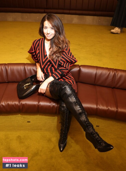 Pokimane gallery photo #2351