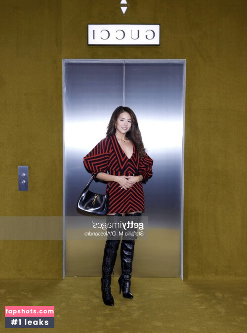 Pokimane gallery photo #2362