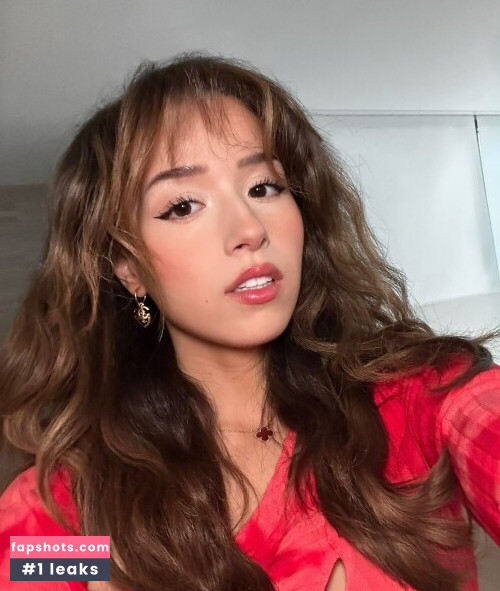 Pokimane gallery photo #2404