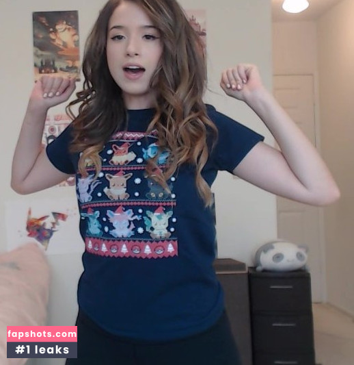Pokimane gallery photo #2482