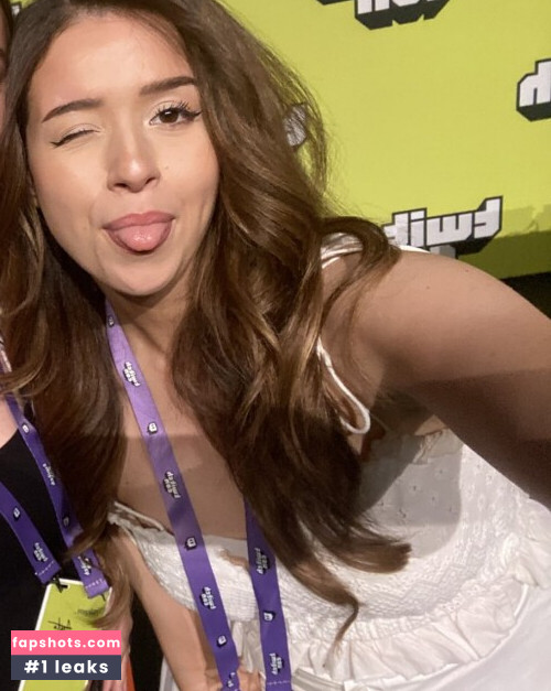 Pokimane gallery photo #2527