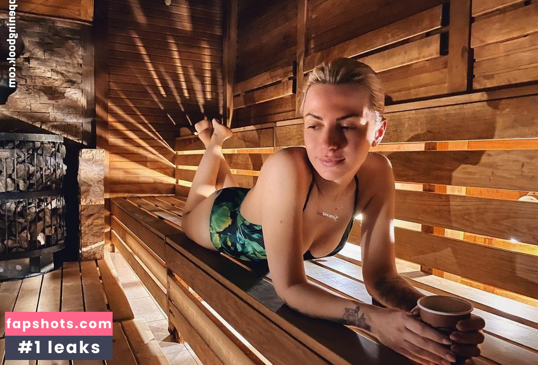 Poli Genova Nahé úniky fotek pouze od fanoušků #19 - Fapshots