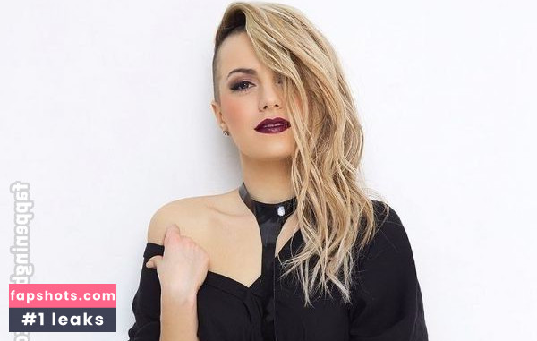 Poli Genova Nahé úniky fotek pouze od fanoušků #7 - Fapshots