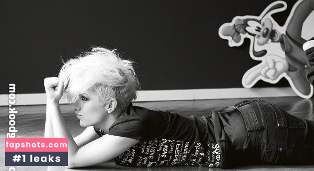 Poli Genova Nahé úniky fotek pouze od fanoušků #10 - Fapshots