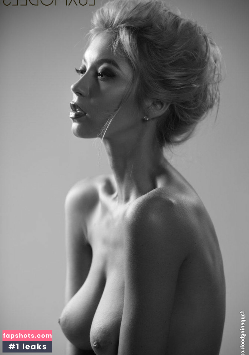 Polina Logunova gallery photo #24