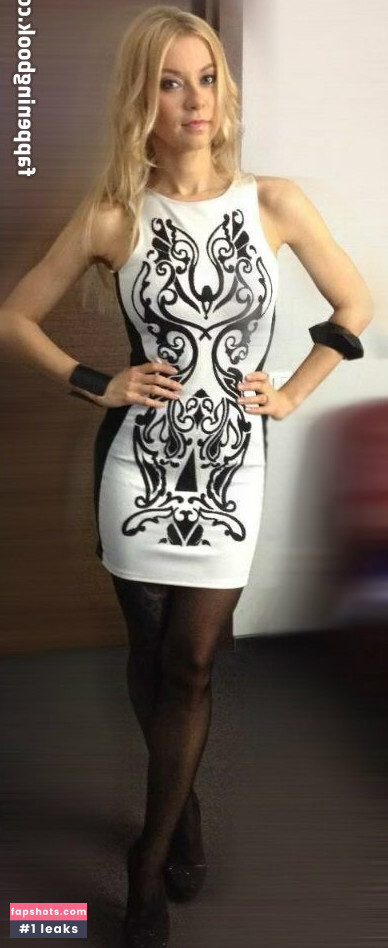 Polina Logunova gallery photo #42