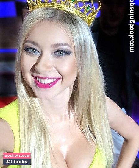 Polina Logunova gallery photo #89