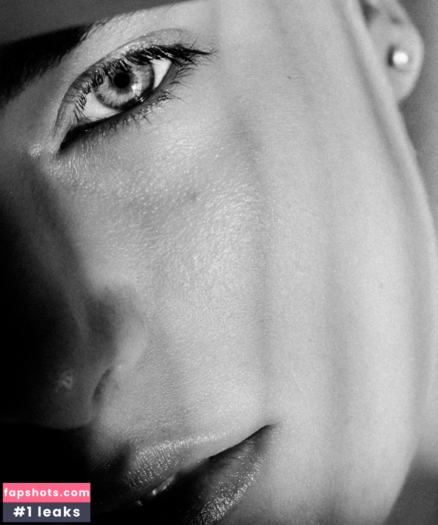 Polina Pavelko gallery photo #16