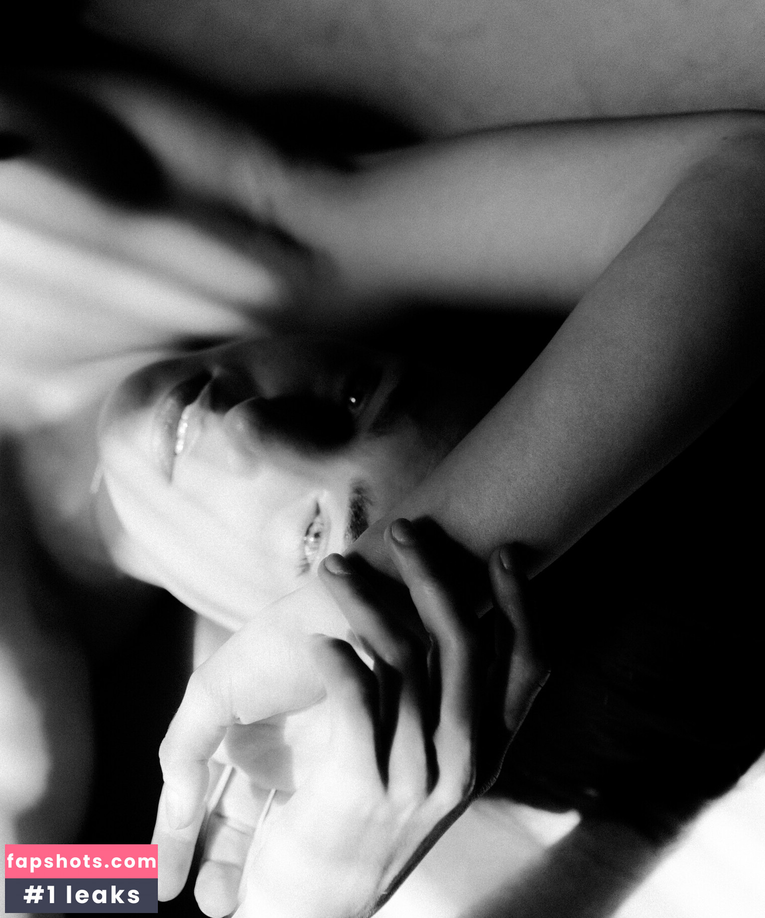 Polina Pavelko gallery photo #23