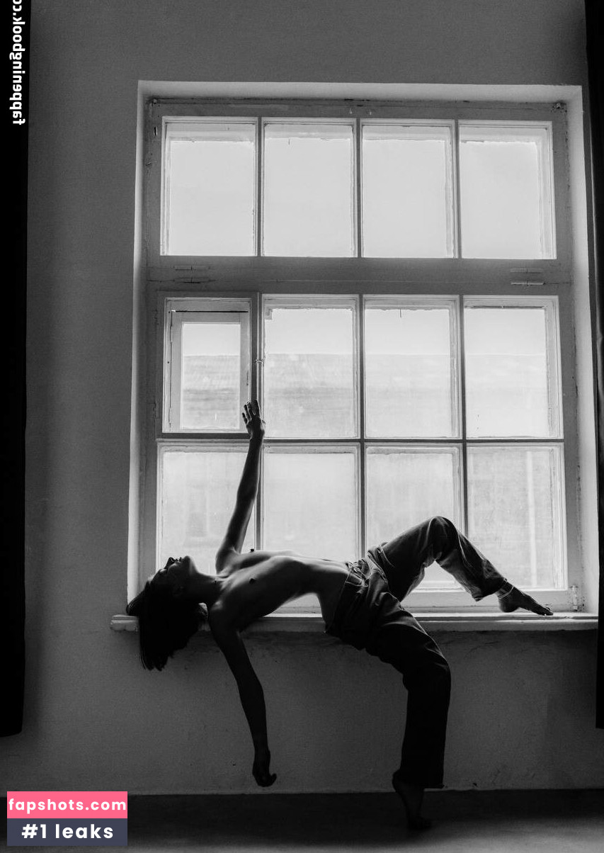 Polina Pavelko gallery photo #30