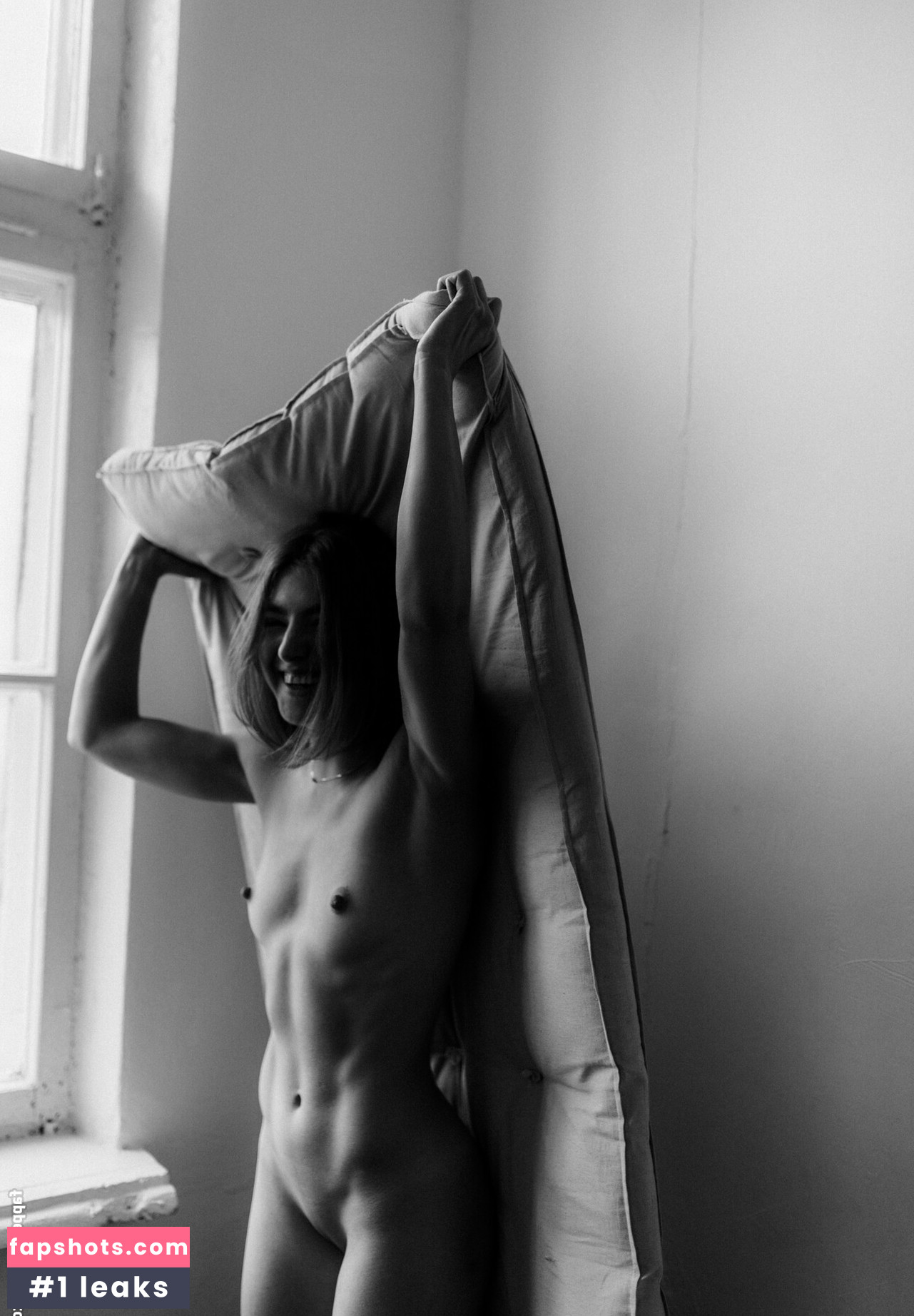 Polina Pavelko gallery photo #9