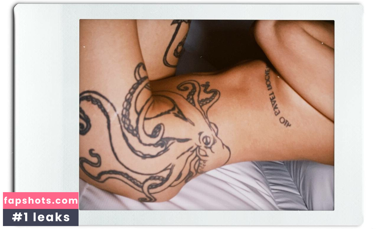 Polina Rahmanova gallery photo #18