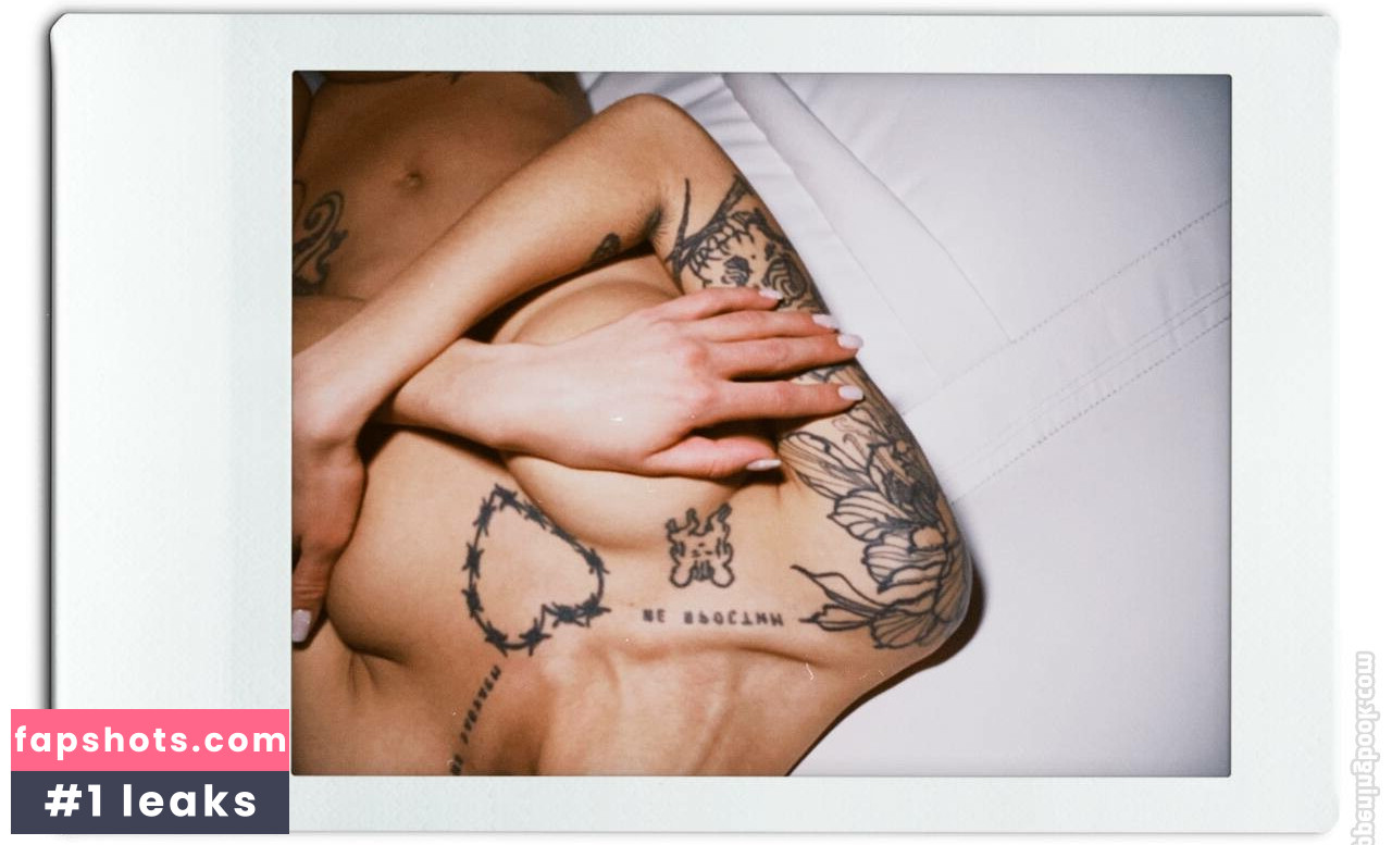 Polina Rahmanova gallery photo #21