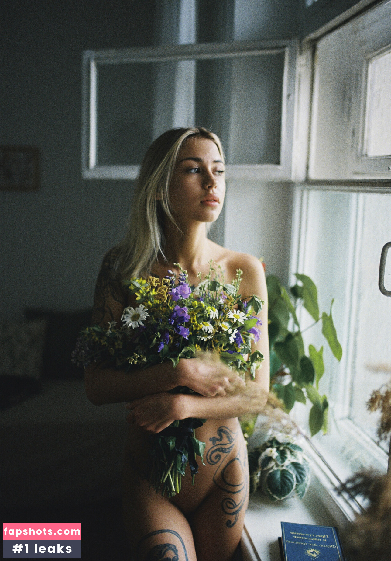 Polina Rahmanova gallery photo #26