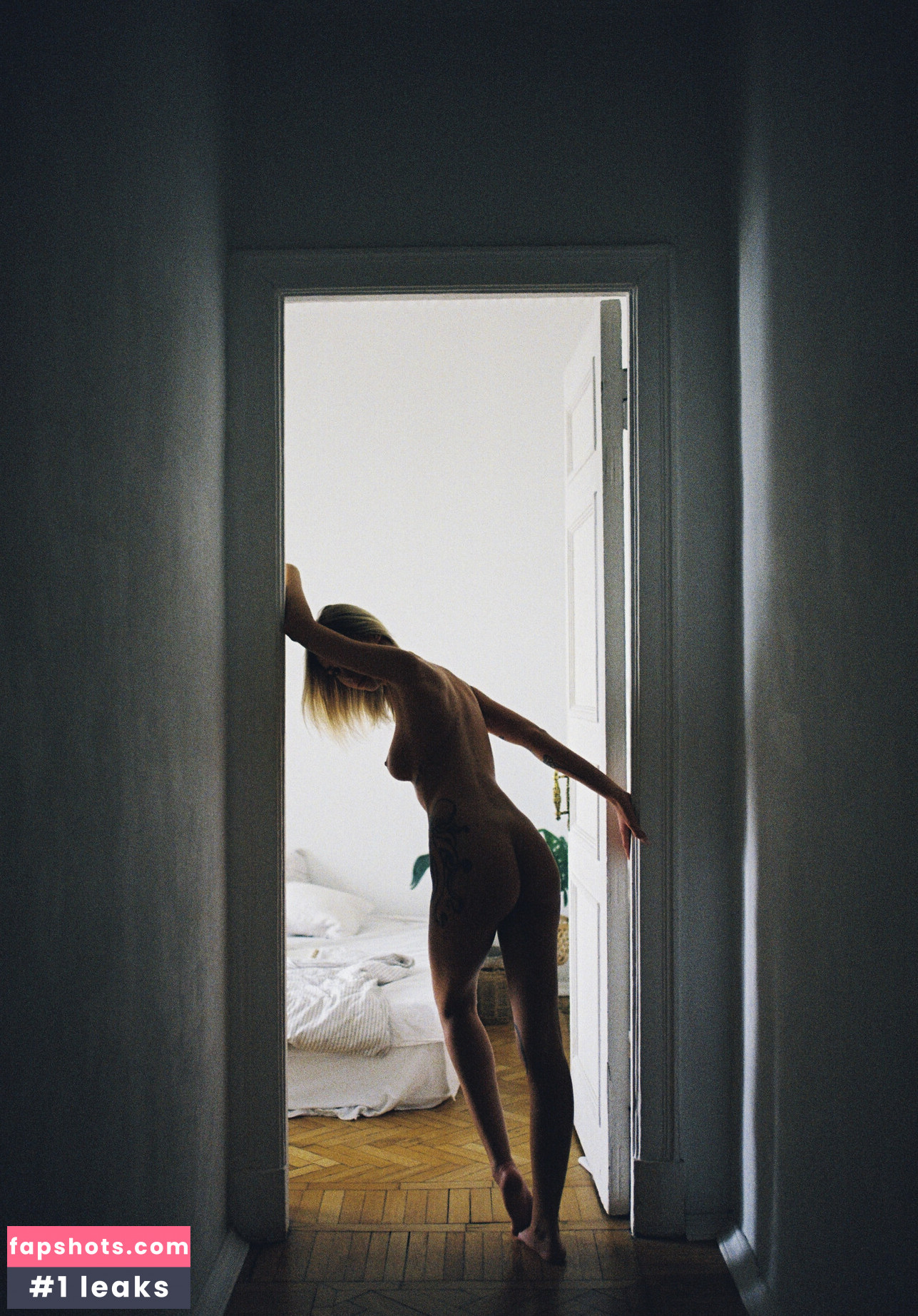 Polina Rahmanova gallery photo #35