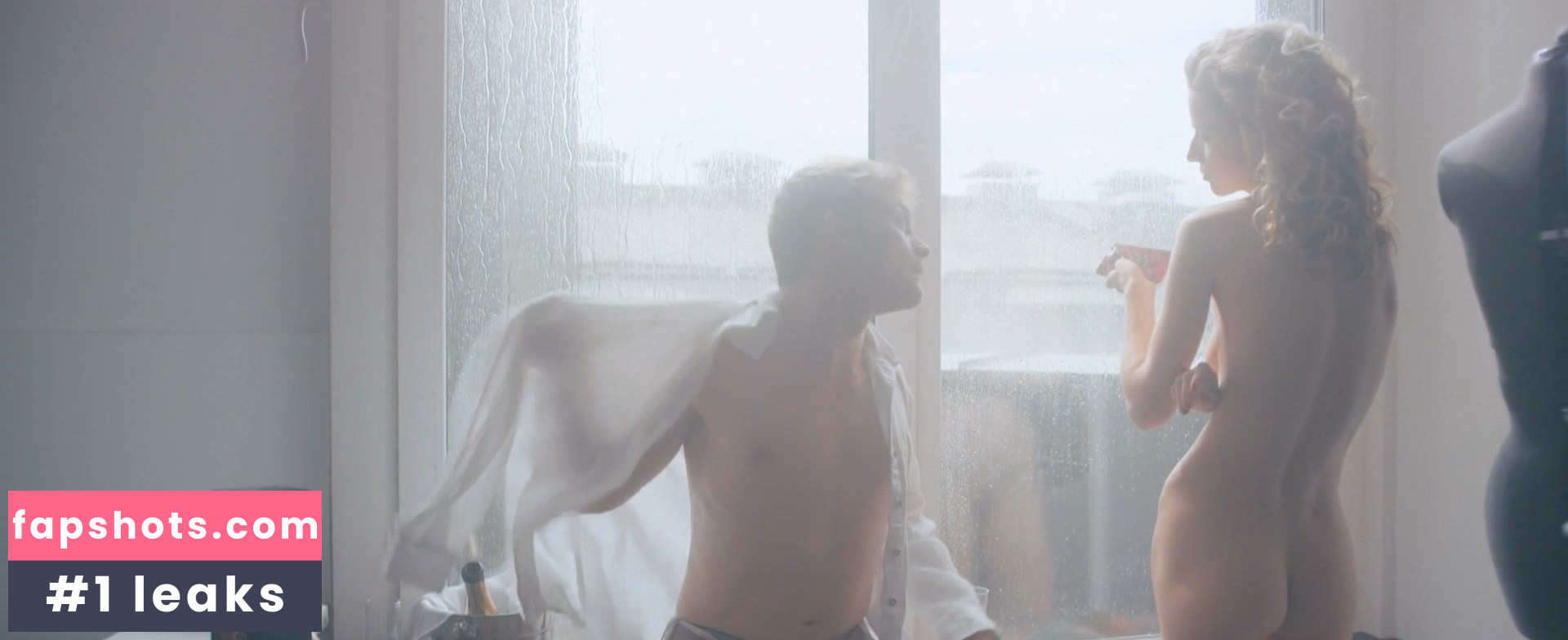 Polina Tolstun gallery photo #9