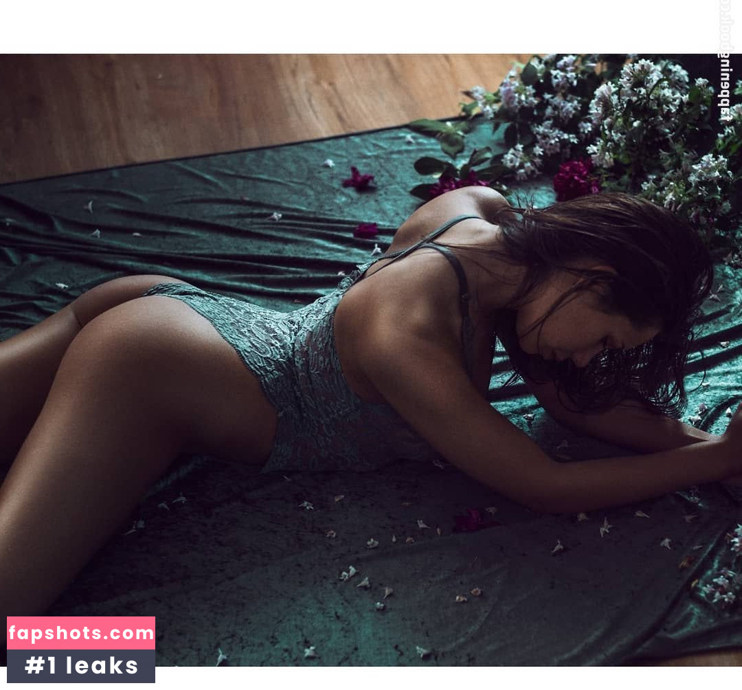 Polina Volodina Nude Leaks OnlyFans Photos #54 - LeakJerk