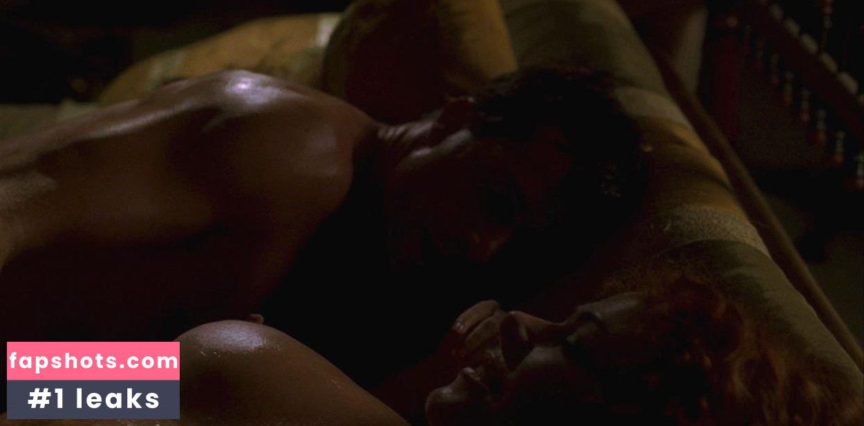 Polly Walker gallery photo #38