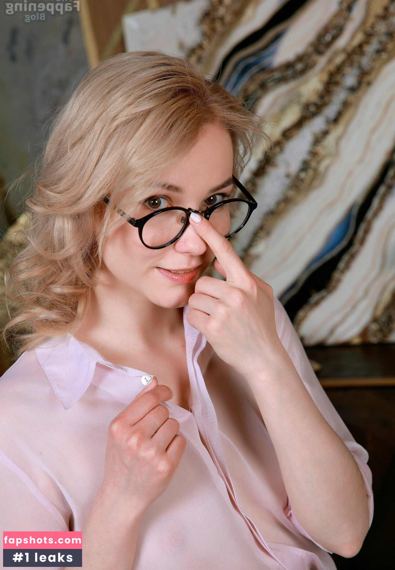 Polly White gallery photo #32