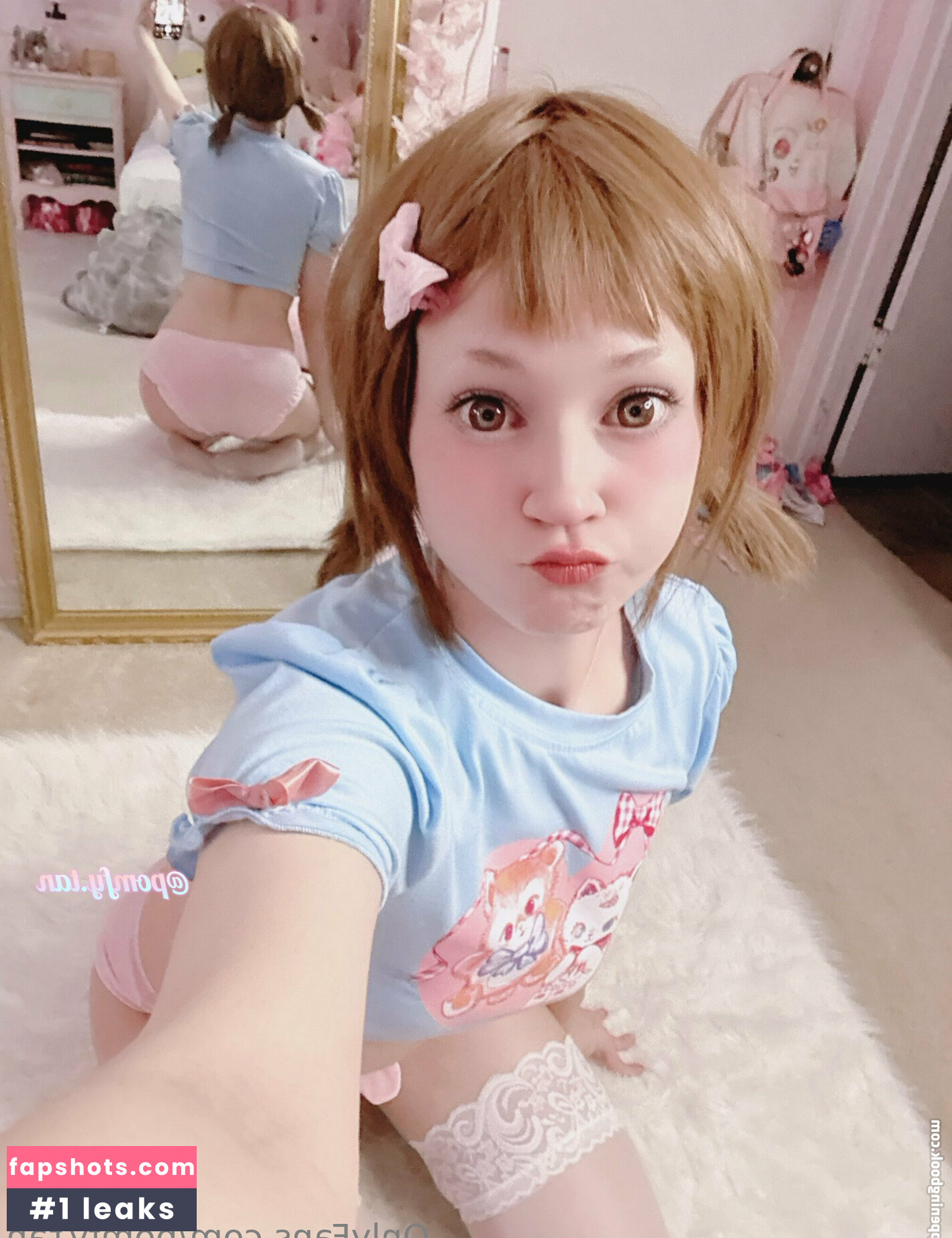 pomfy.tan gallery photo #25