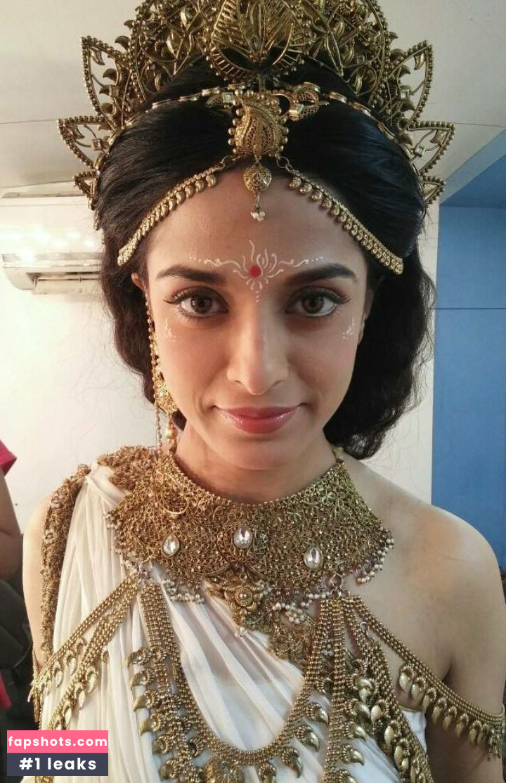 Pooja Sharma gallery photo #2