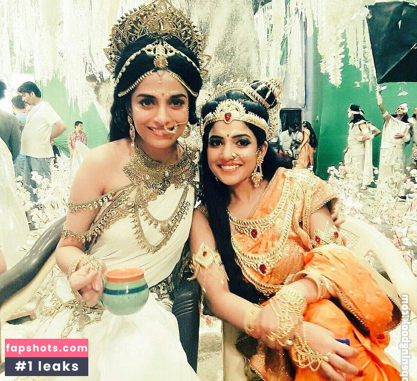 Pooja Sharma gallery photo #11