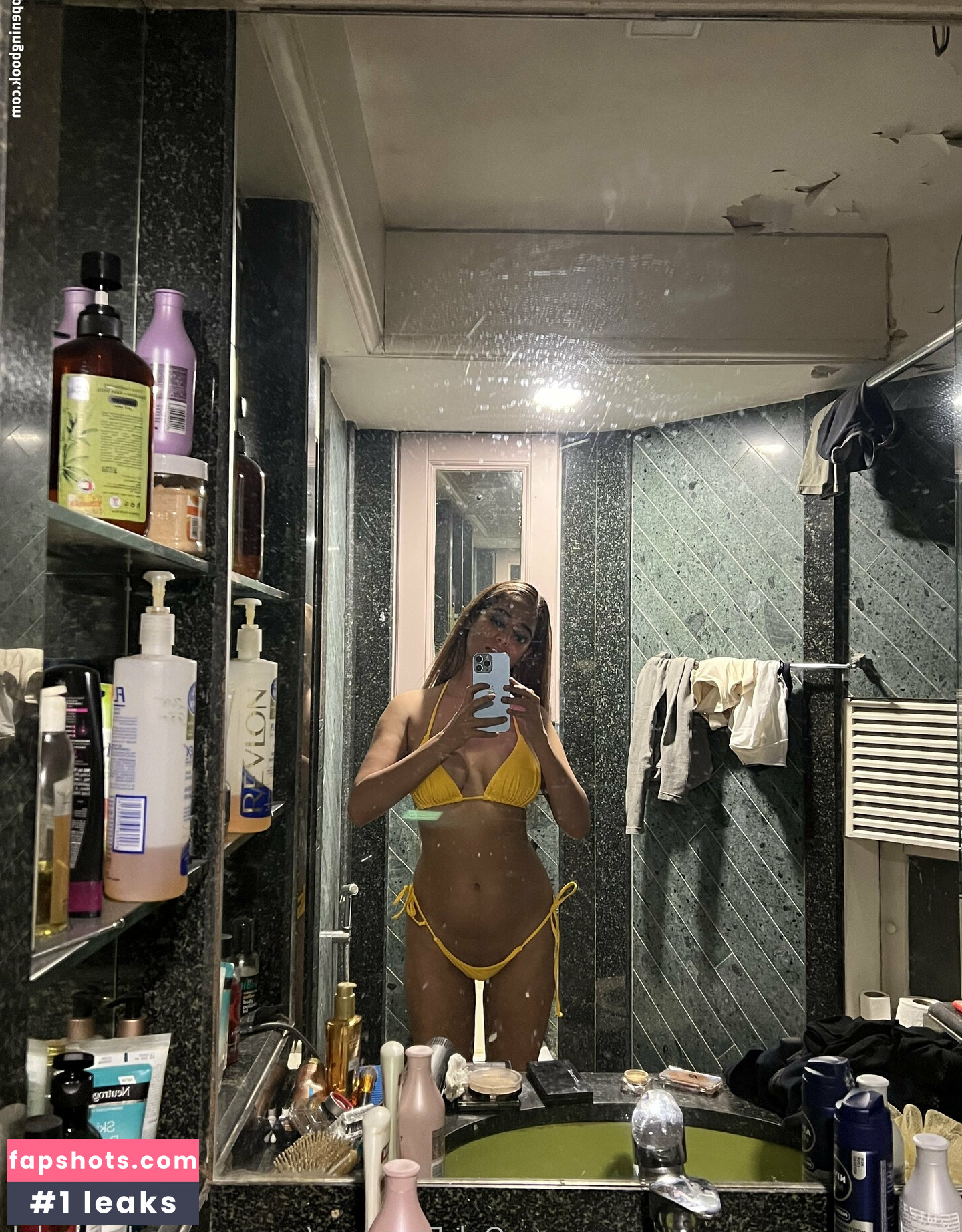 poonampandeytv gallery photo #53