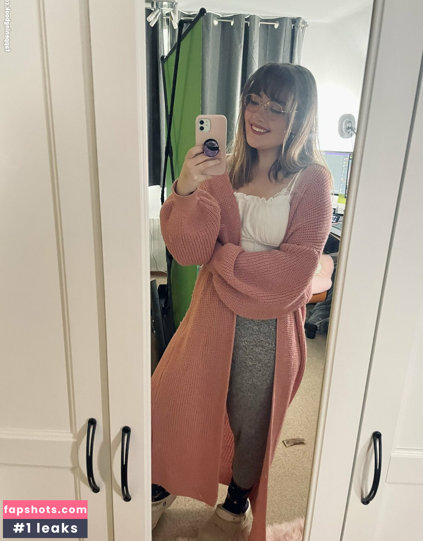 poopernoodle gallery photo #7