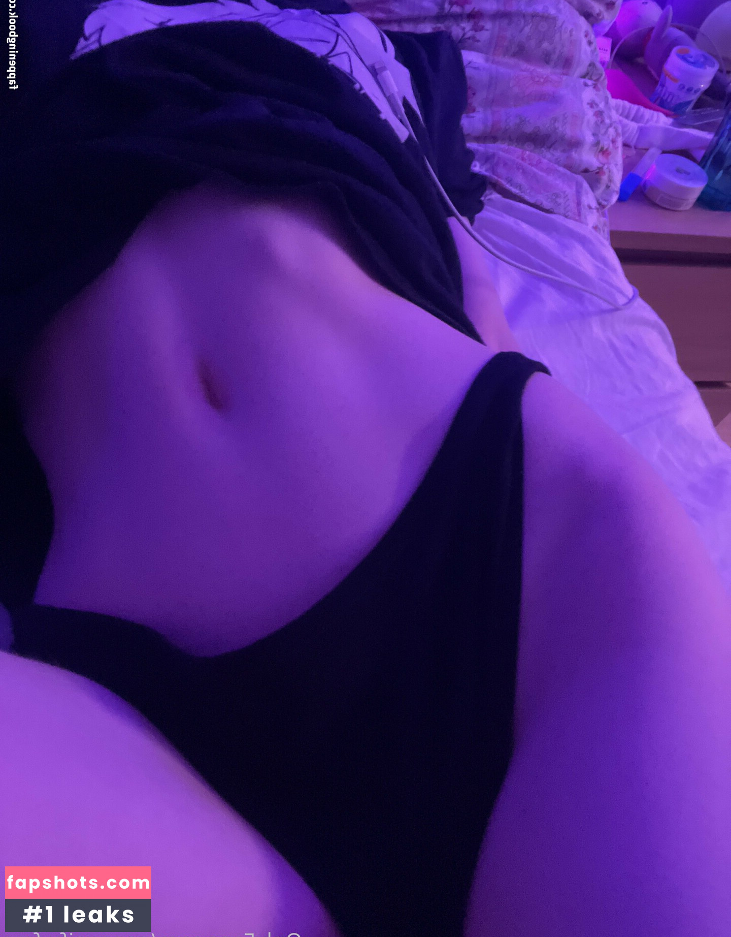 poorwaifu.free Filtración Desnuda OnlyFans Foto #7 - Fapshots