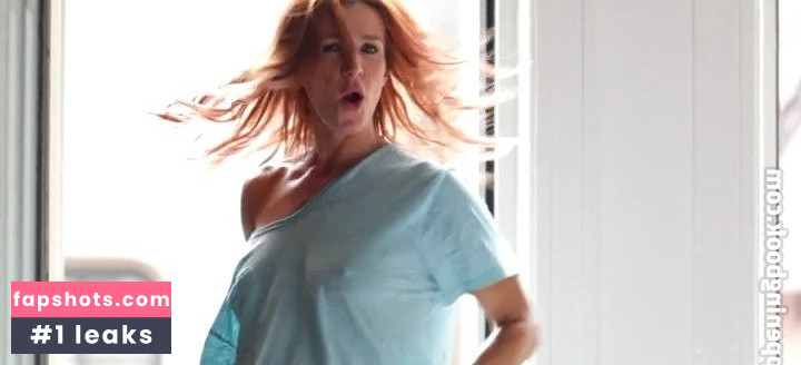 Poppy Montgomery gallery photo #18