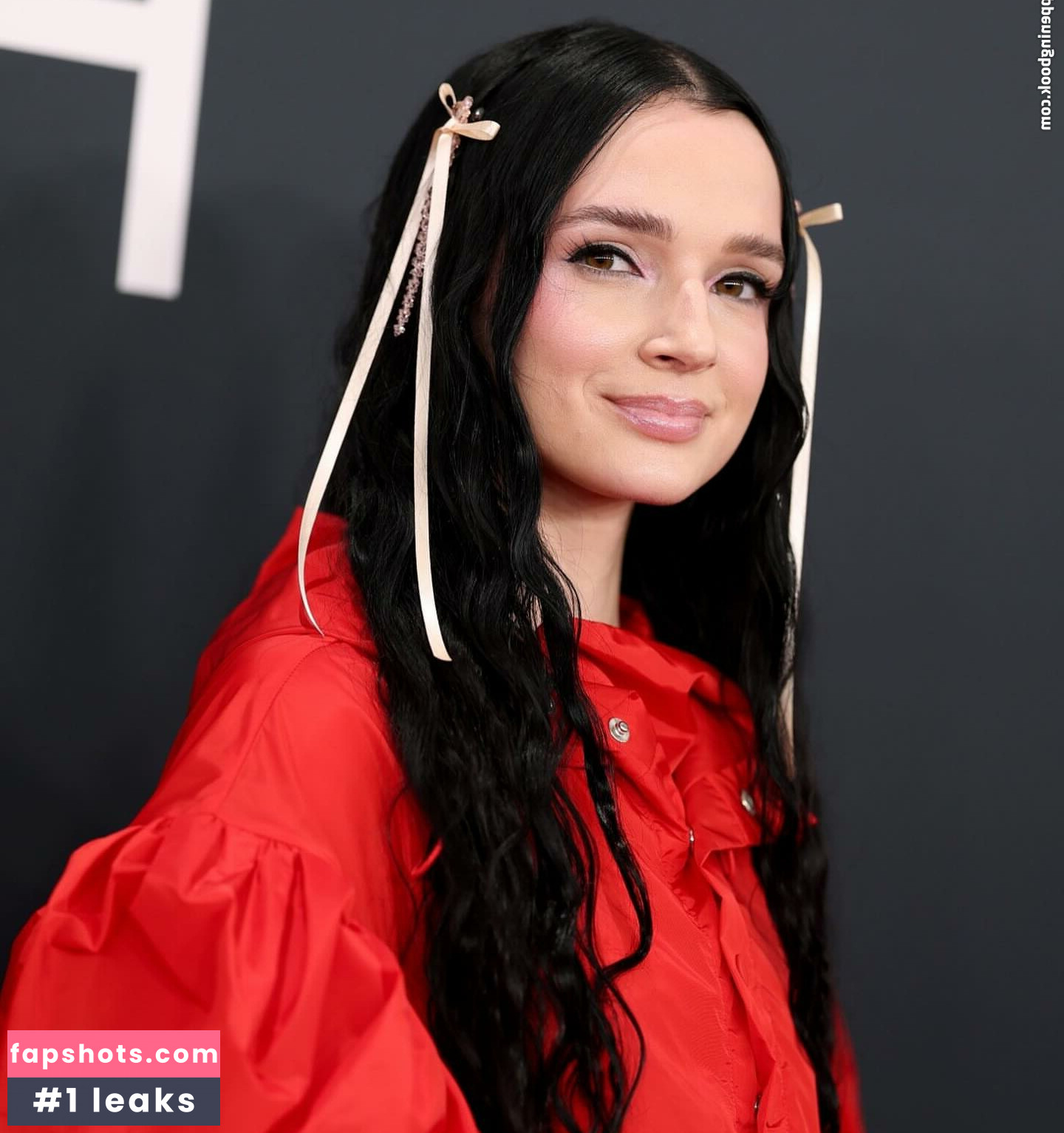 Poppy gallery photo #21