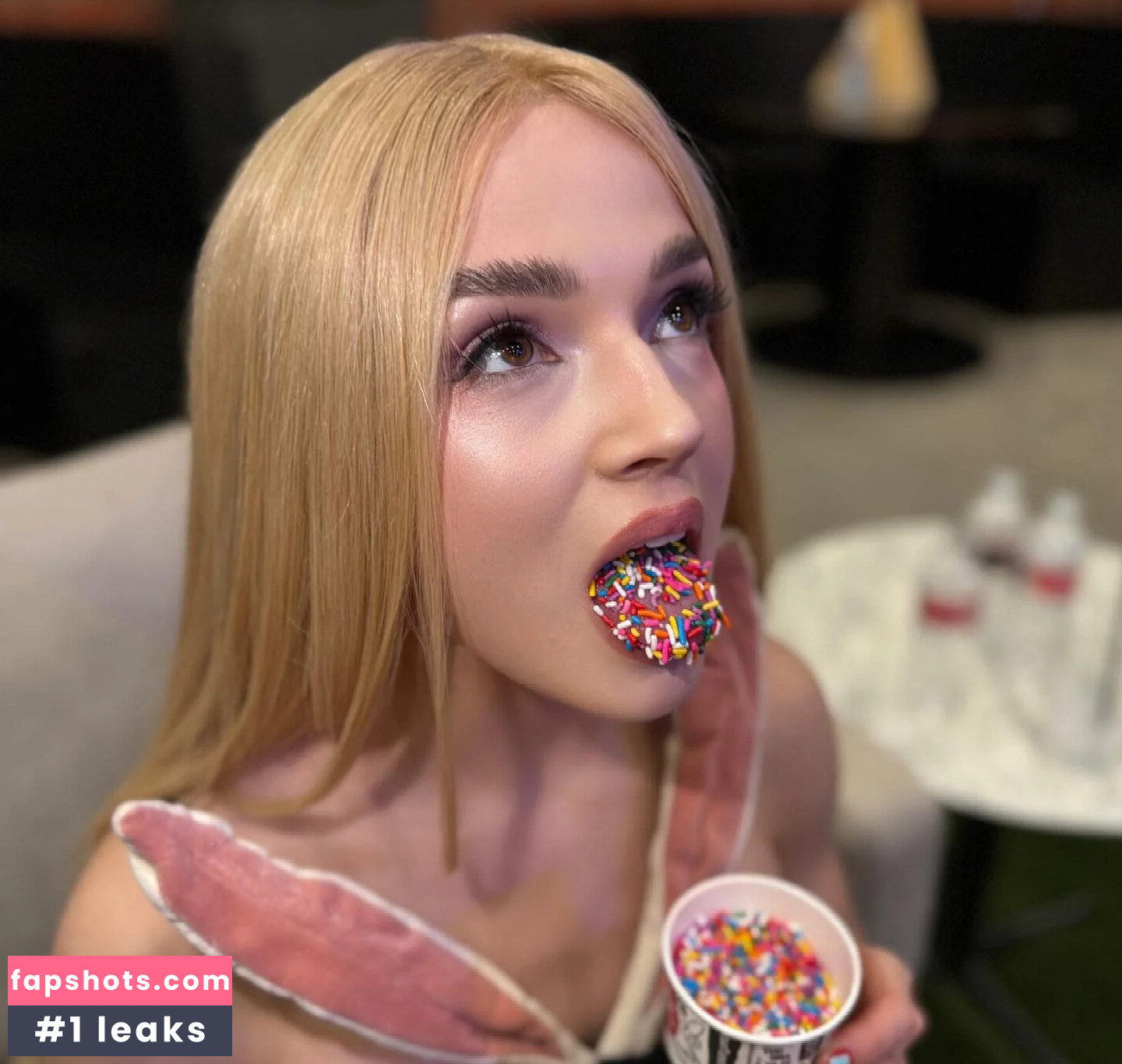 Poppy gallery photo #54