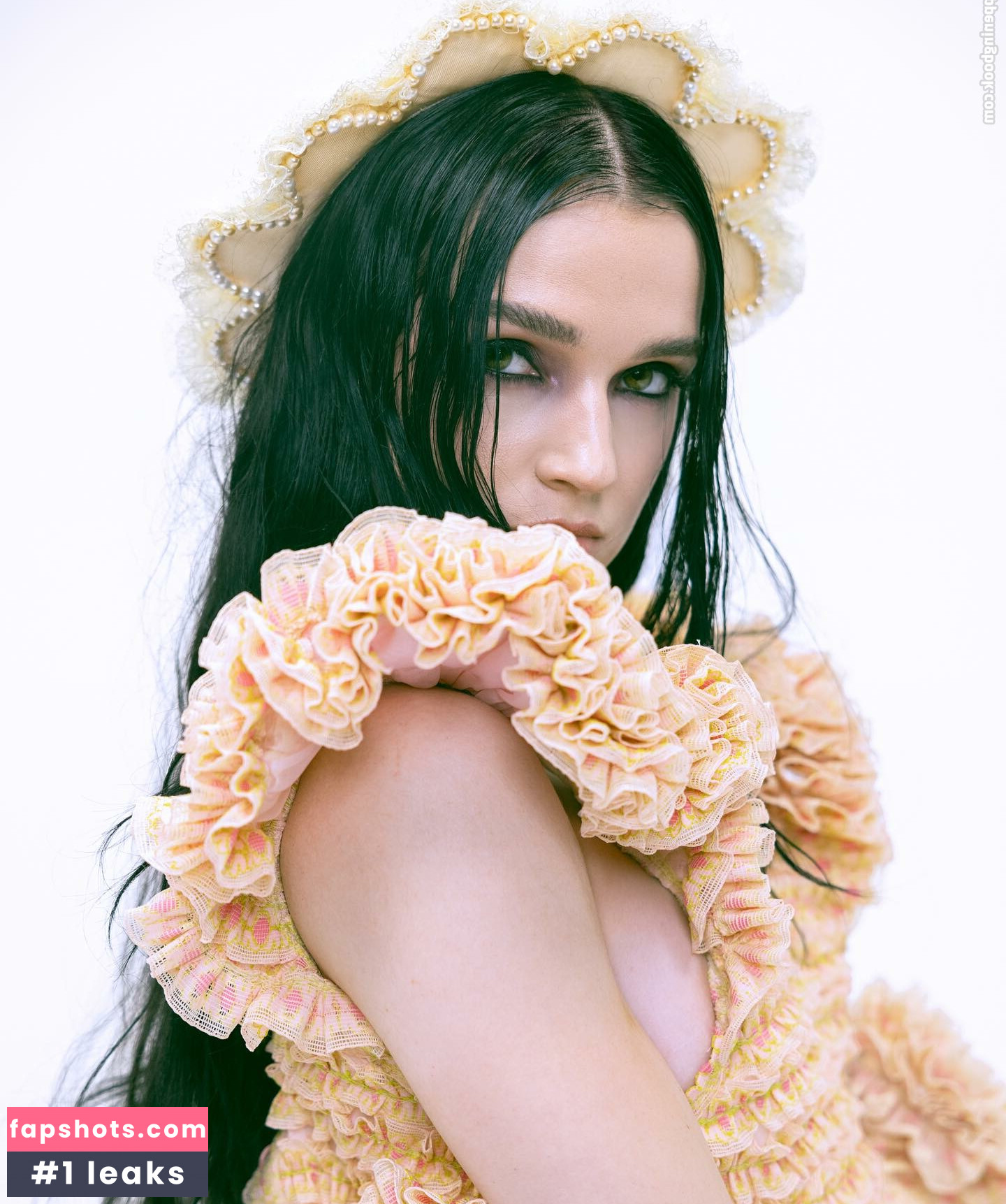 Poppy gallery photo #67