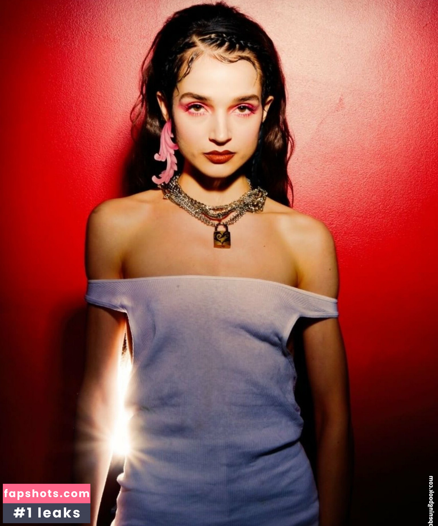 Poppy gallery photo #81