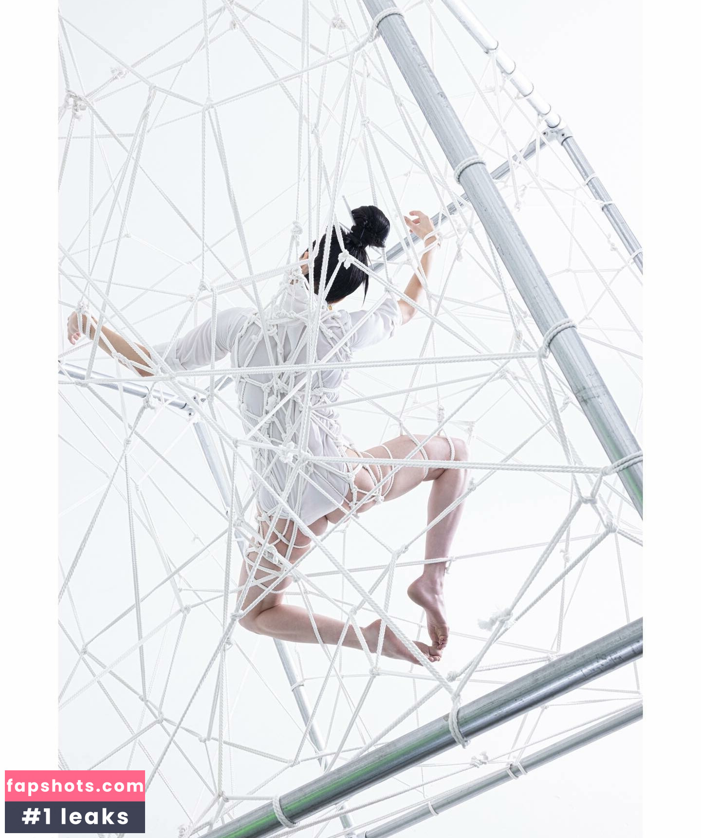 Poppy gallery photo #91