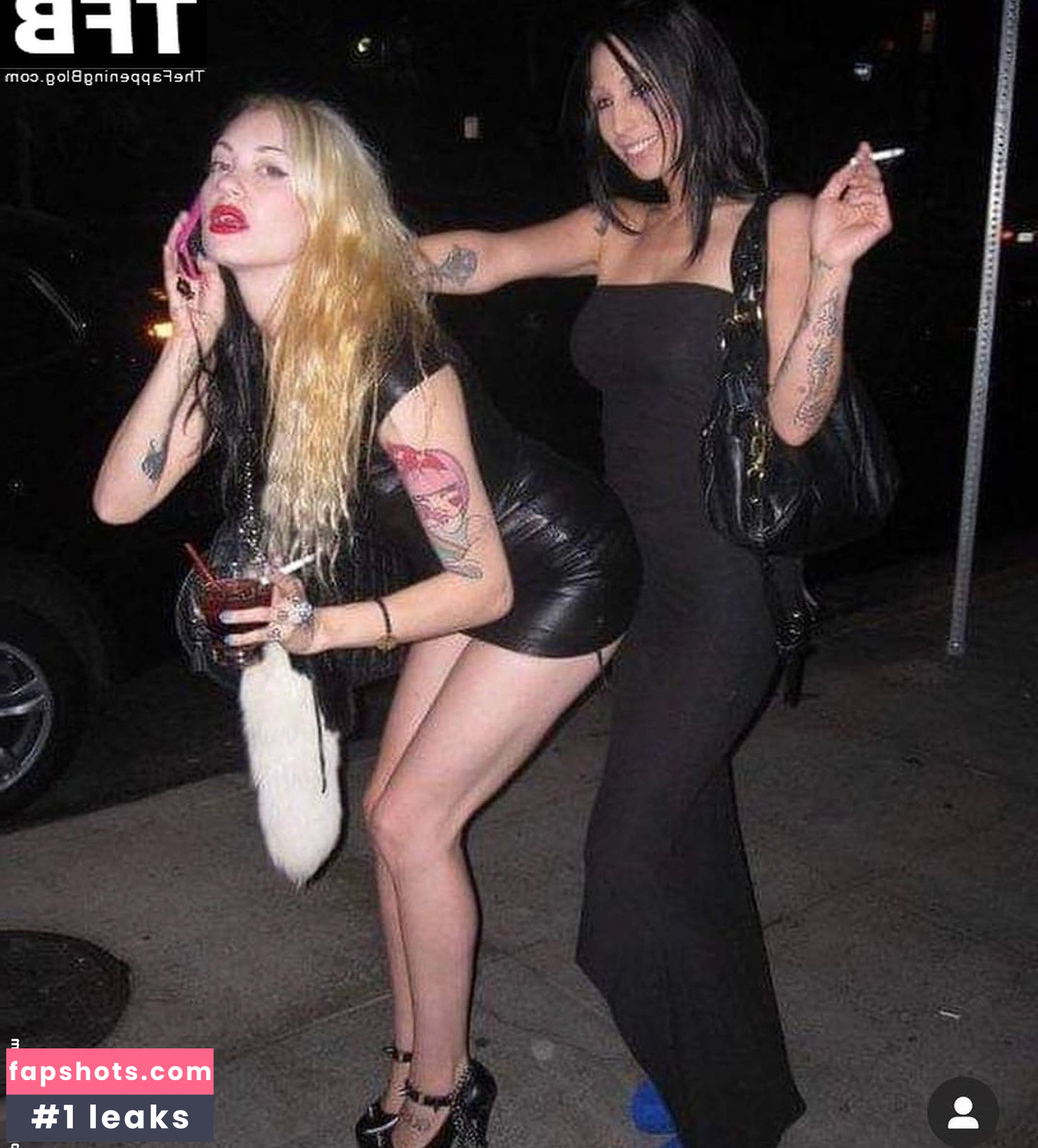 Porcelain Black gallery photo #28
