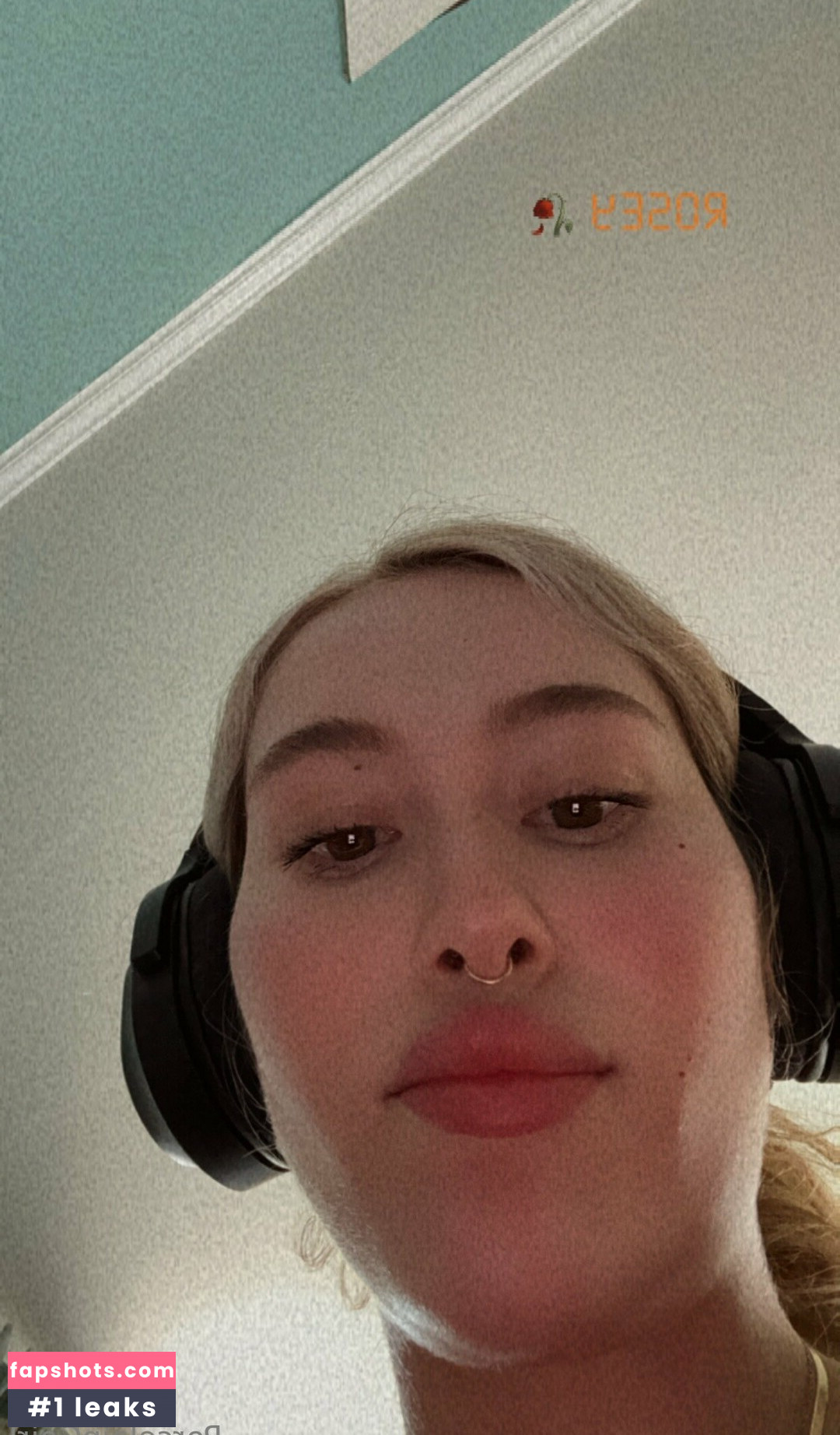 porcelaingoirl gallery photo #3