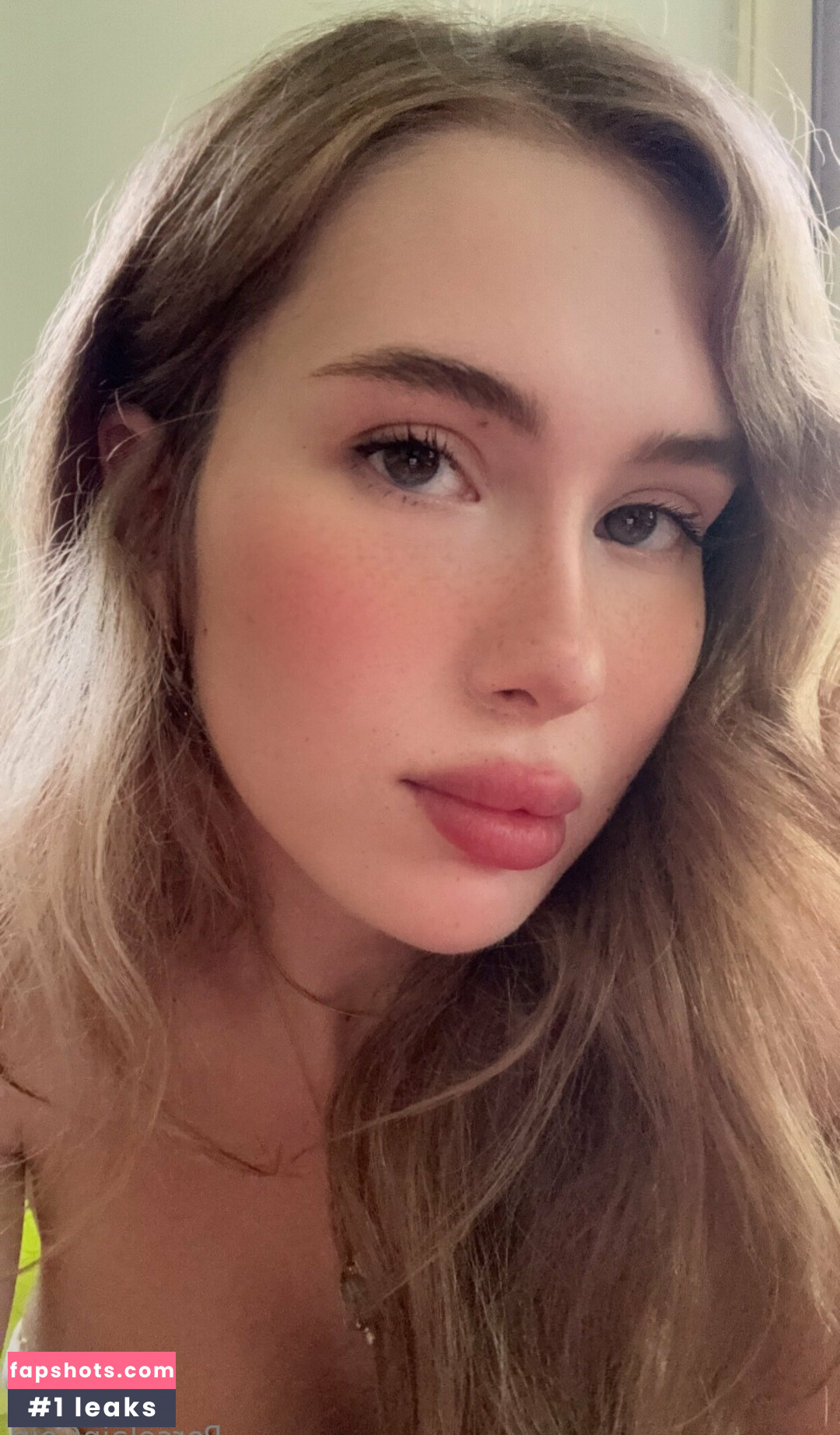 porcelaingoirl gallery photo #9