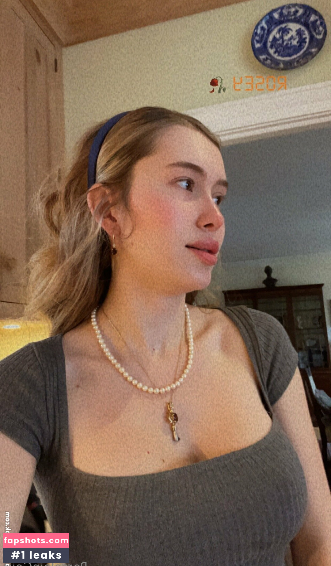 porcelaingoirl gallery photo #10