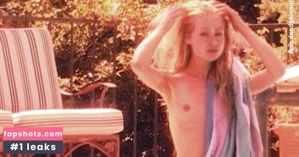 Portia de Rossi gallery photo #14