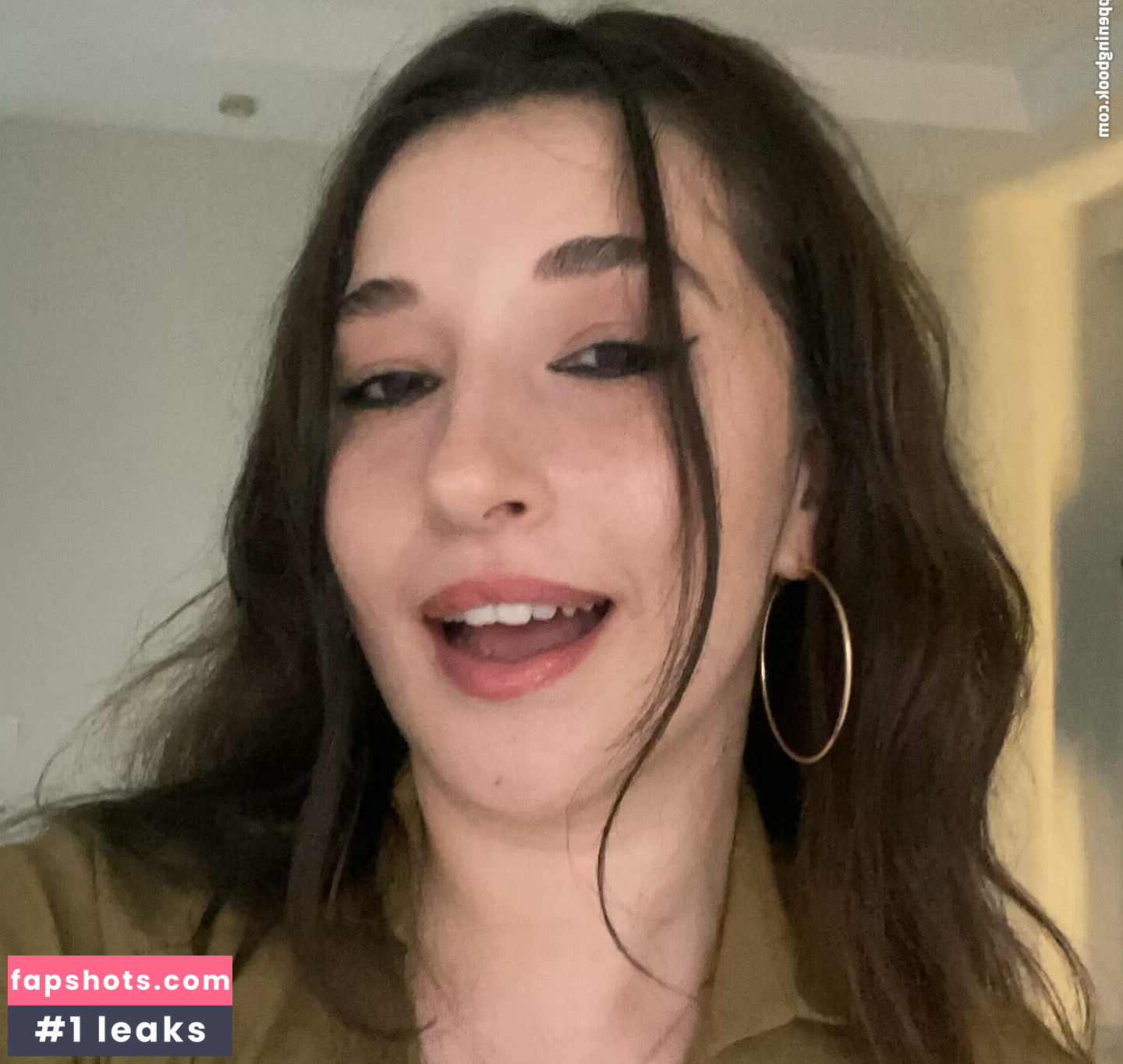 Pqueen nude babe gallery