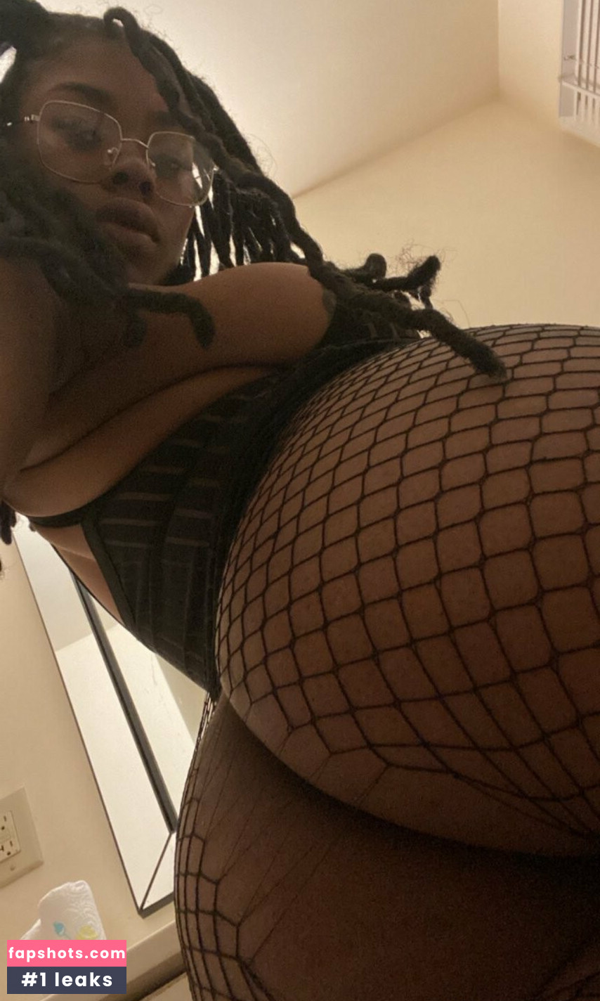 Pr3tty_Yunique gallery photo #4