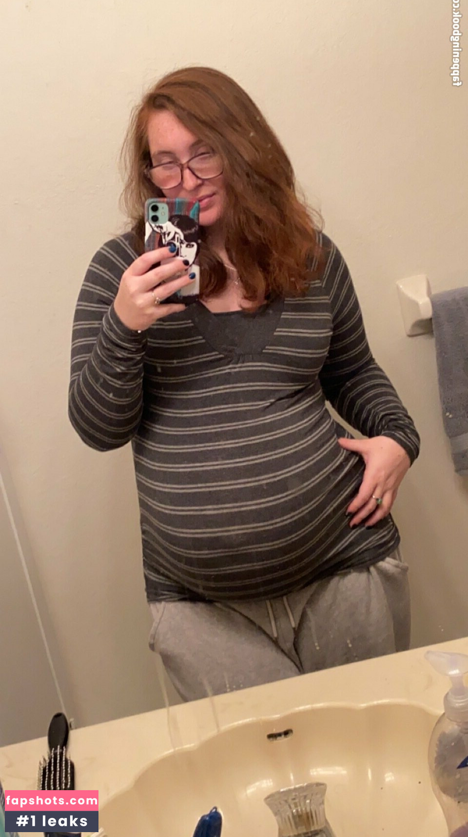 pr3ttyandpr3gnant gallery photo #2