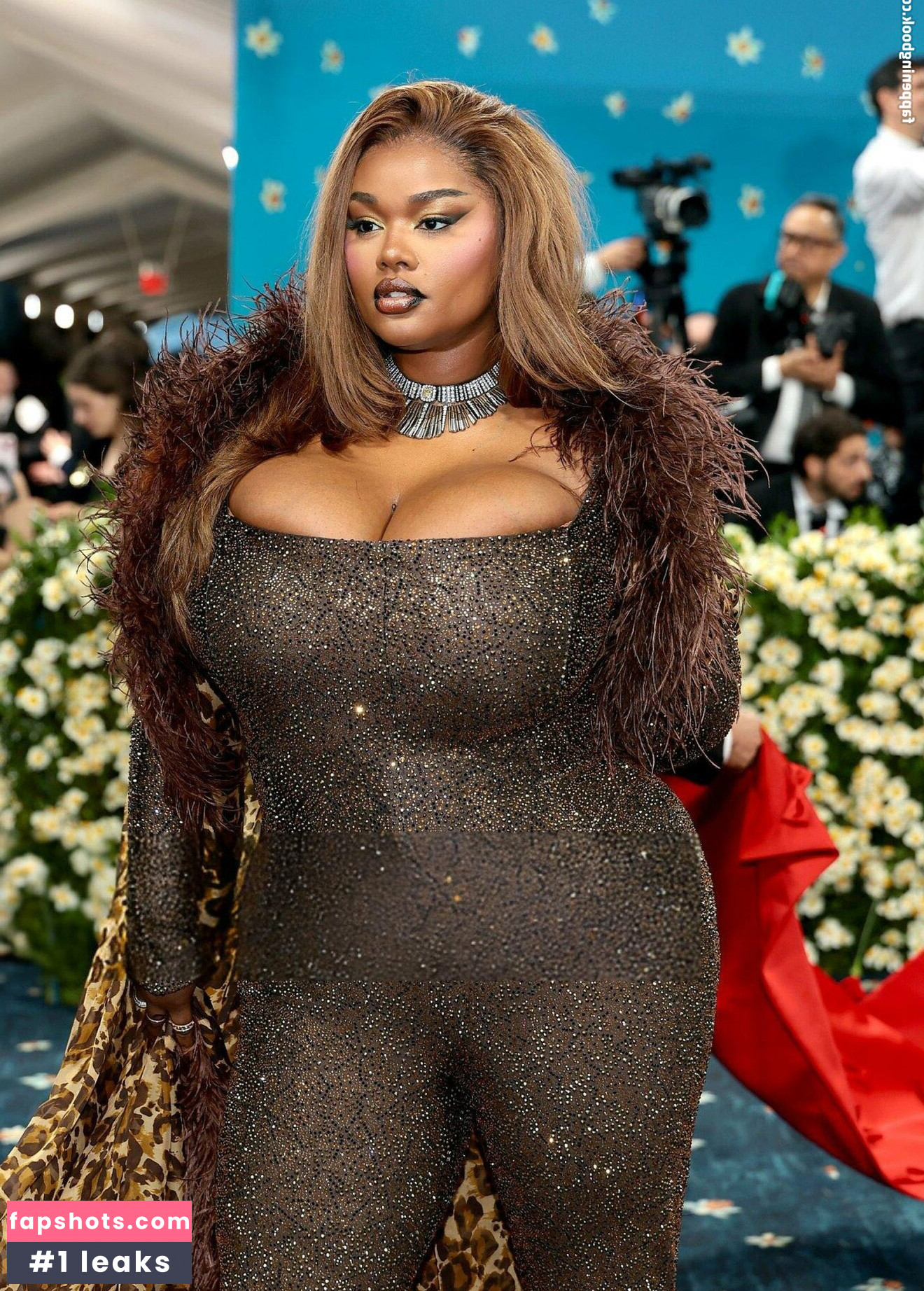 Precious Lee gallery photo #3