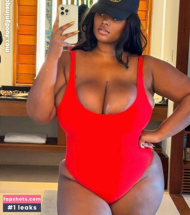 Precious Lee gallery photo #5