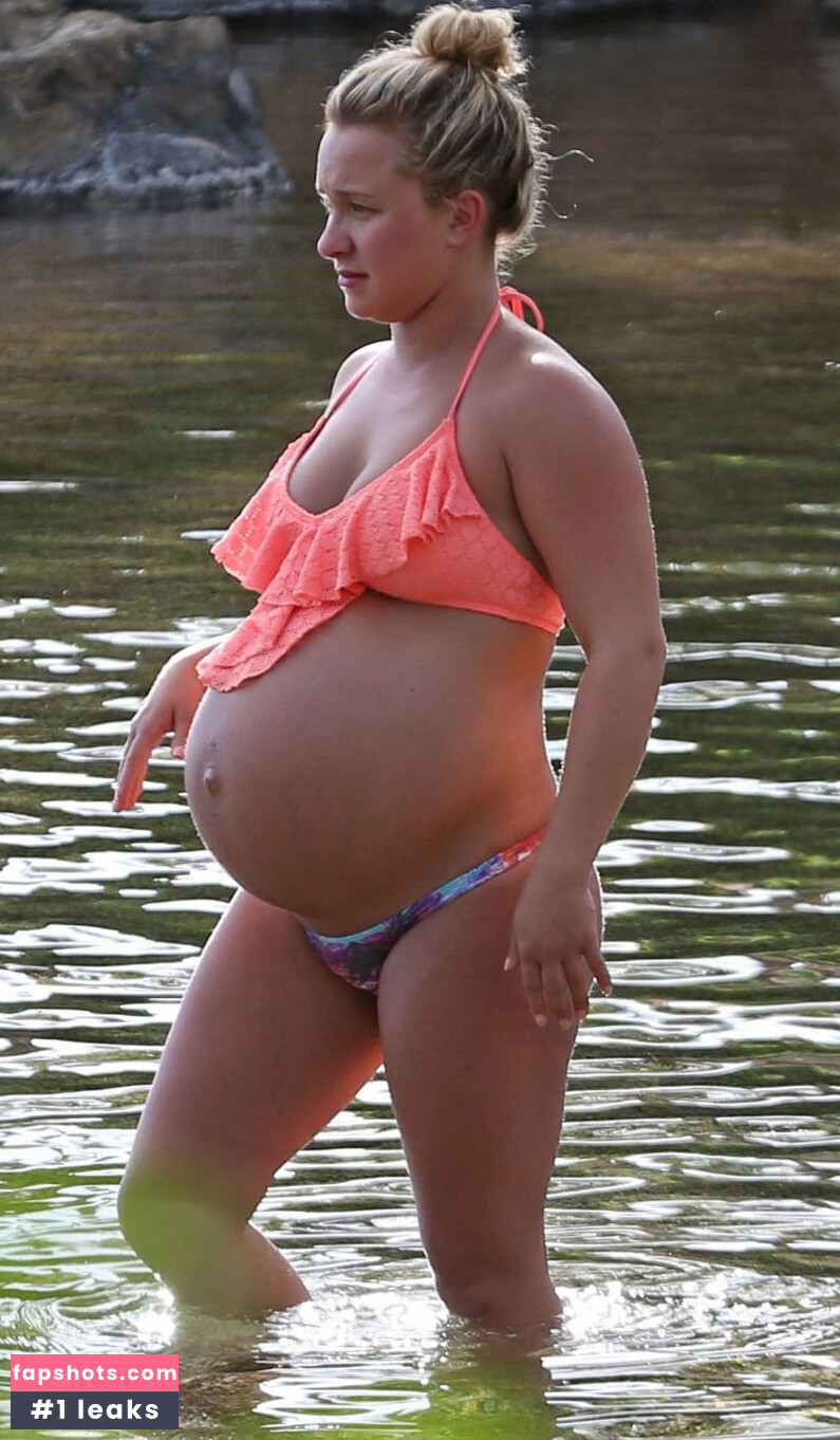 Pregnant Celebs gallery photo #35