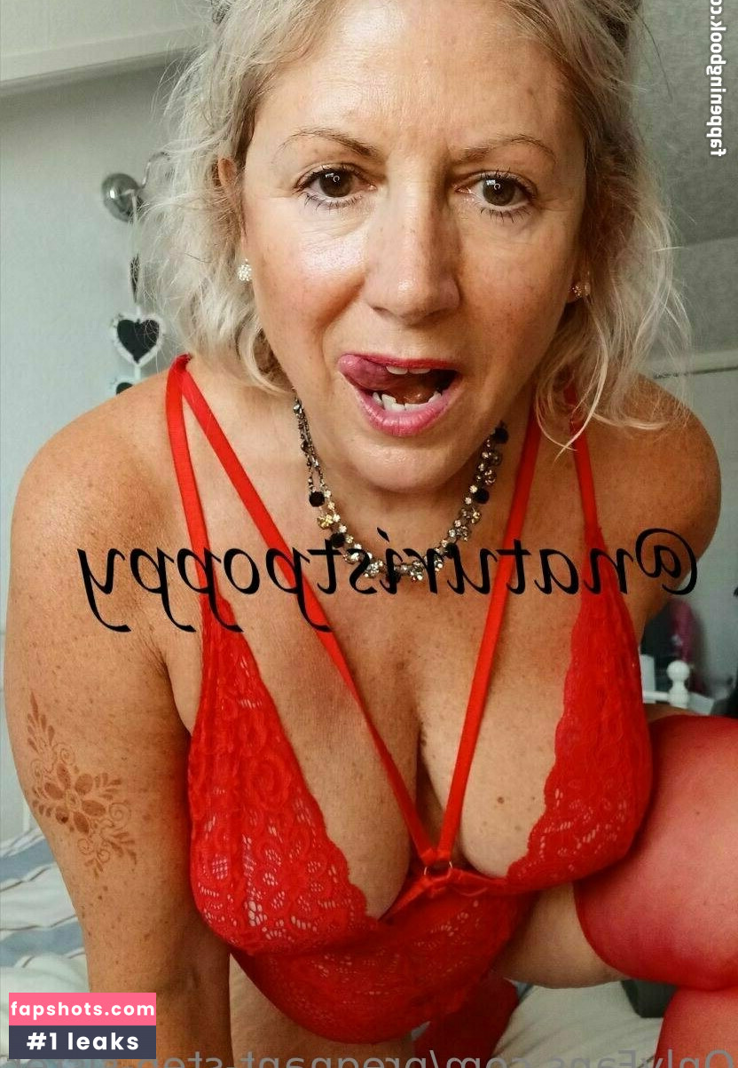 pregnant-step-sister gallery photo #65