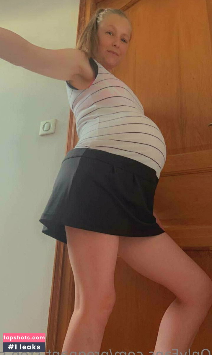 pregnant-step-sister gallery photo #96