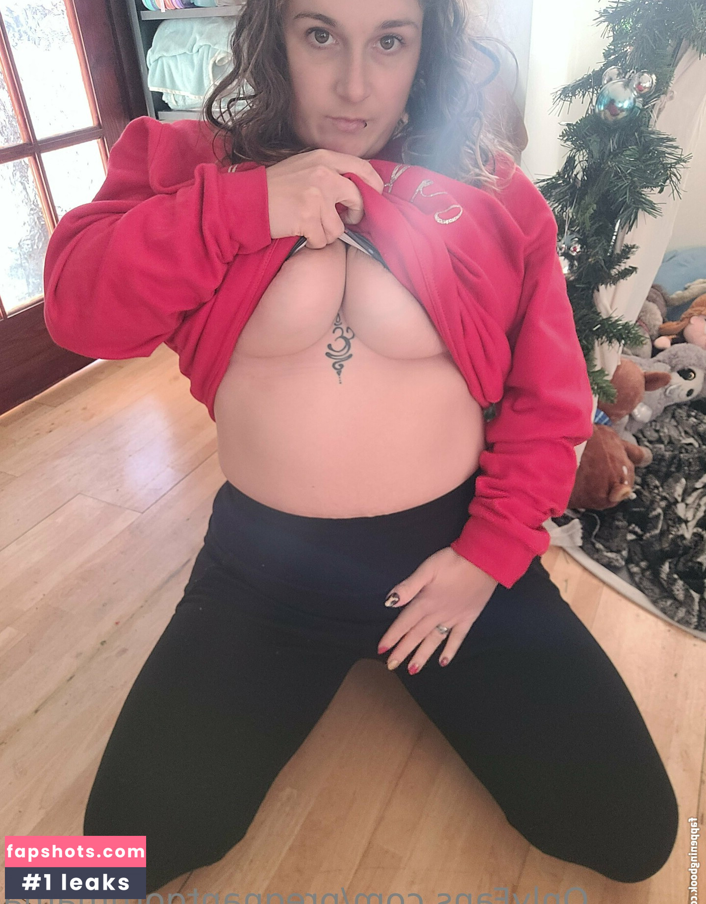 pregnantgothmama gallery photo #43