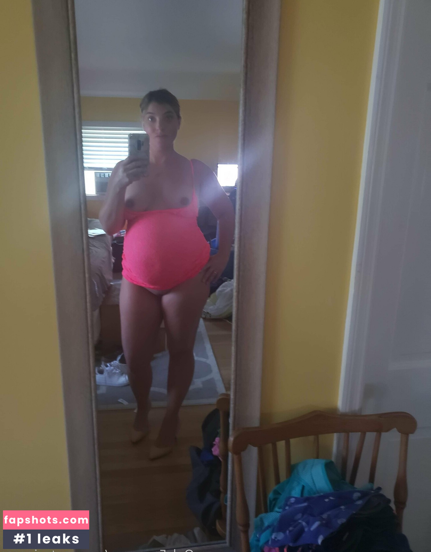 pregnantprincess gallery photo #16